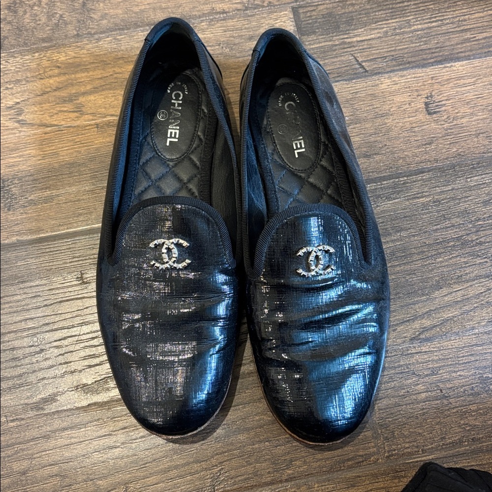 Patent leather authentic Chanel loafers size 38.5